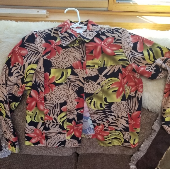 Jacket - Picture 1 of 2